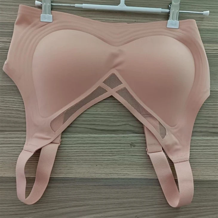 シームレスブラ