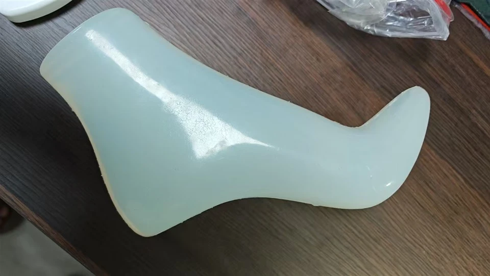 液状シリコーンゴム